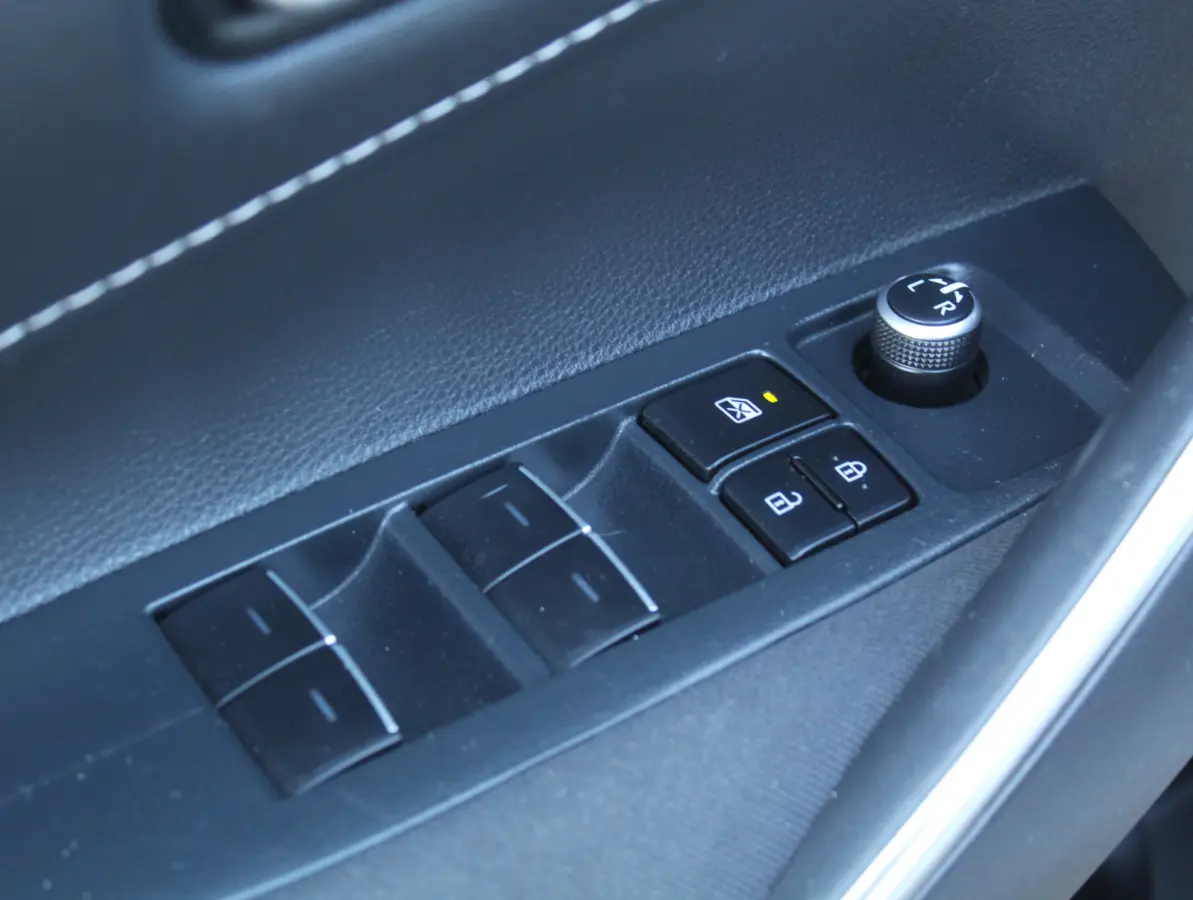 1.8 Hybrid Active CLIMATE | CAMERA | CARPLAY | LED | ADAPCRUISE | DAB | LMV16
