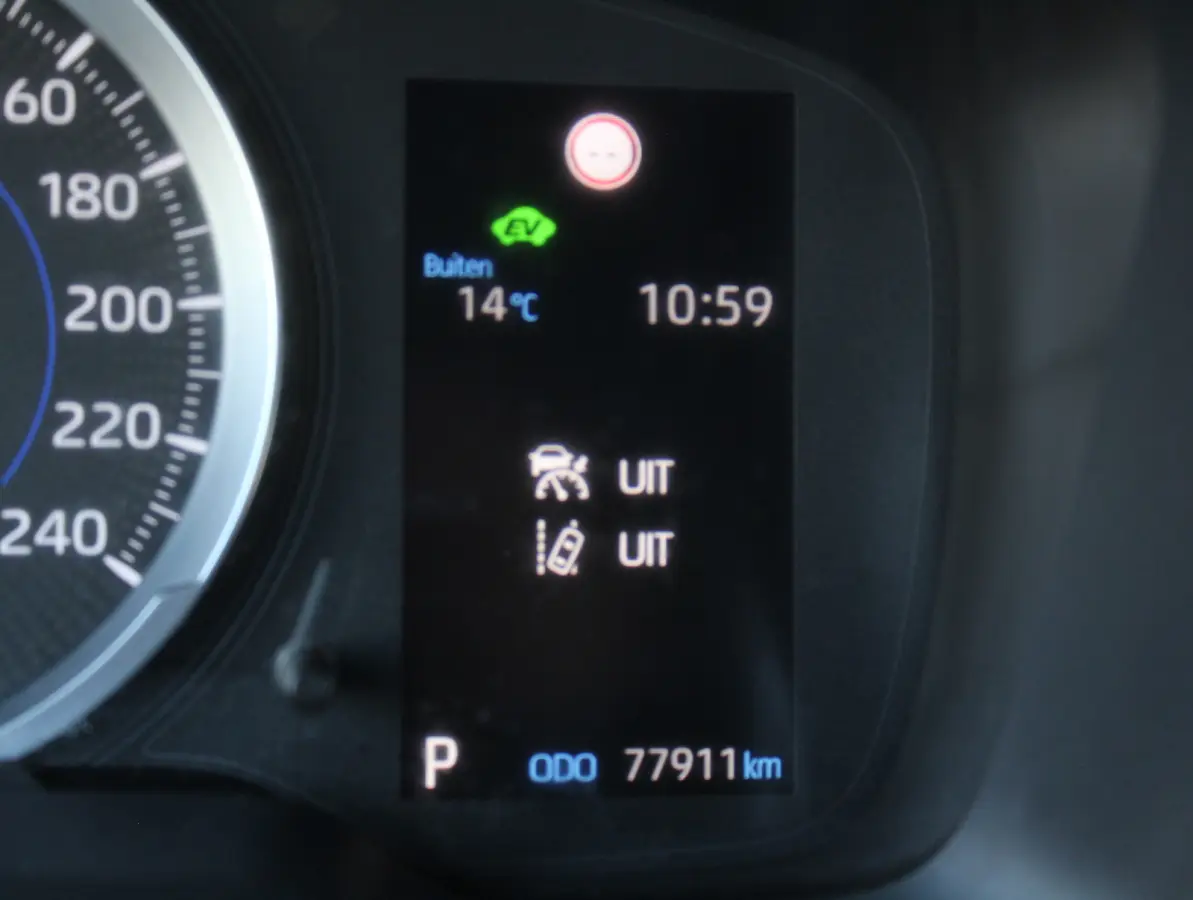 1.8 Hybrid Active CLIMATE | CAMERA | CARPLAY | LED | ADAPCRUISE | DAB | LMV16