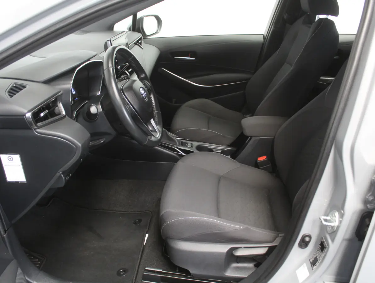 1.8 Hybrid Active CLIMATE | CAMERA | CARPLAY | LED | ADAPCRUISE | DAB | LMV16