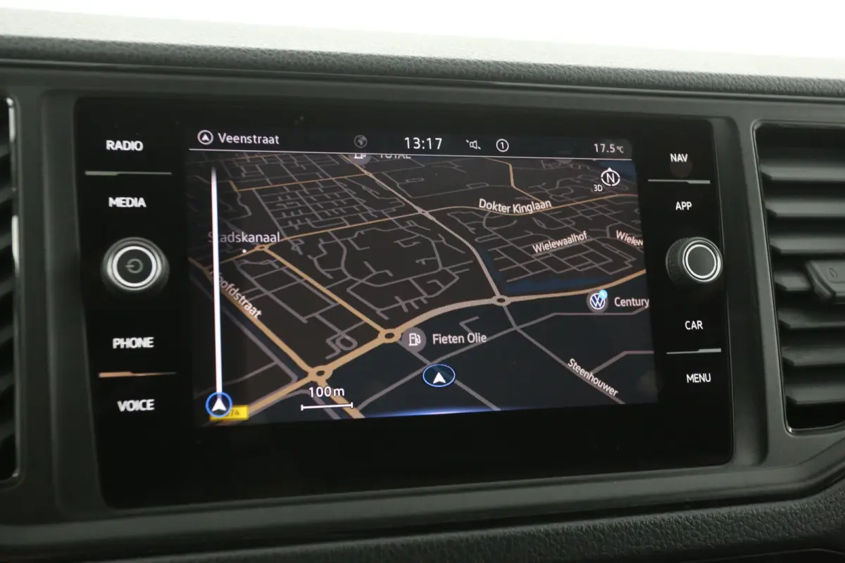 2.0 TDI L3H3 140PK | Airco | Cruise | Camera | Carplay | Stoelverw. | Zwaailamp | Parkeersens.