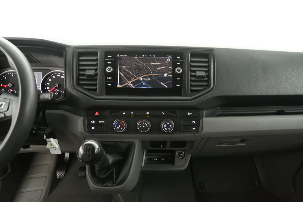 2.0 TDI L3H3 140PK | Airco | Cruise | Camera | Carplay | Stoelverw. | Zwaailamp | Parkeersens.