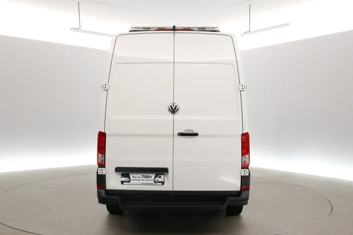 2.0 TDI L3H3 140PK | Airco | Cruise | Camera | Carplay | Stoelverw. | Zwaailamp | Parkeersens.