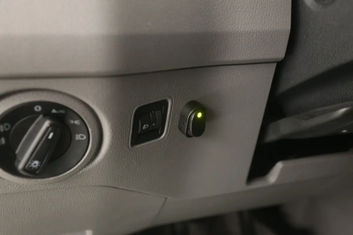 2.0 TDI L3H3 140PK | Airco | Cruise | Camera | Carplay | Stoelverw. | Zwaailamp | Parkeersens.