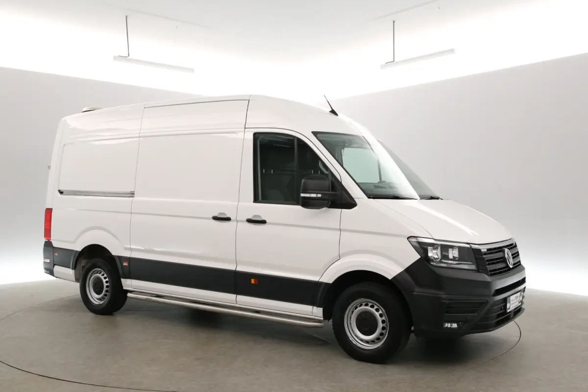 2.0 TDI L3H3 140PK | Airco | Cruise | Camera | Carplay | Stoelverw. | Zwaailamp | Parkeersens.