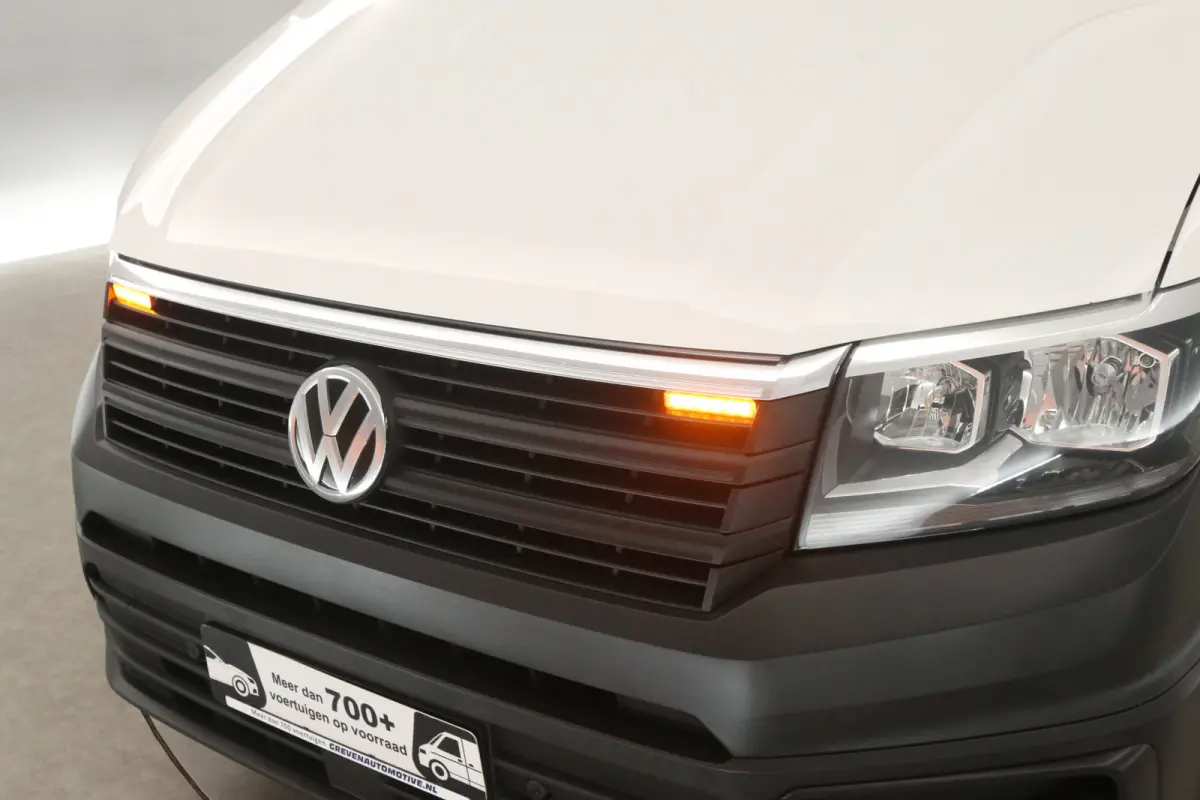 2.0 TDI L3H3 140PK | Airco | Cruise | Camera | Carplay | Stoelverw. | Zwaailamp | Parkeersens.