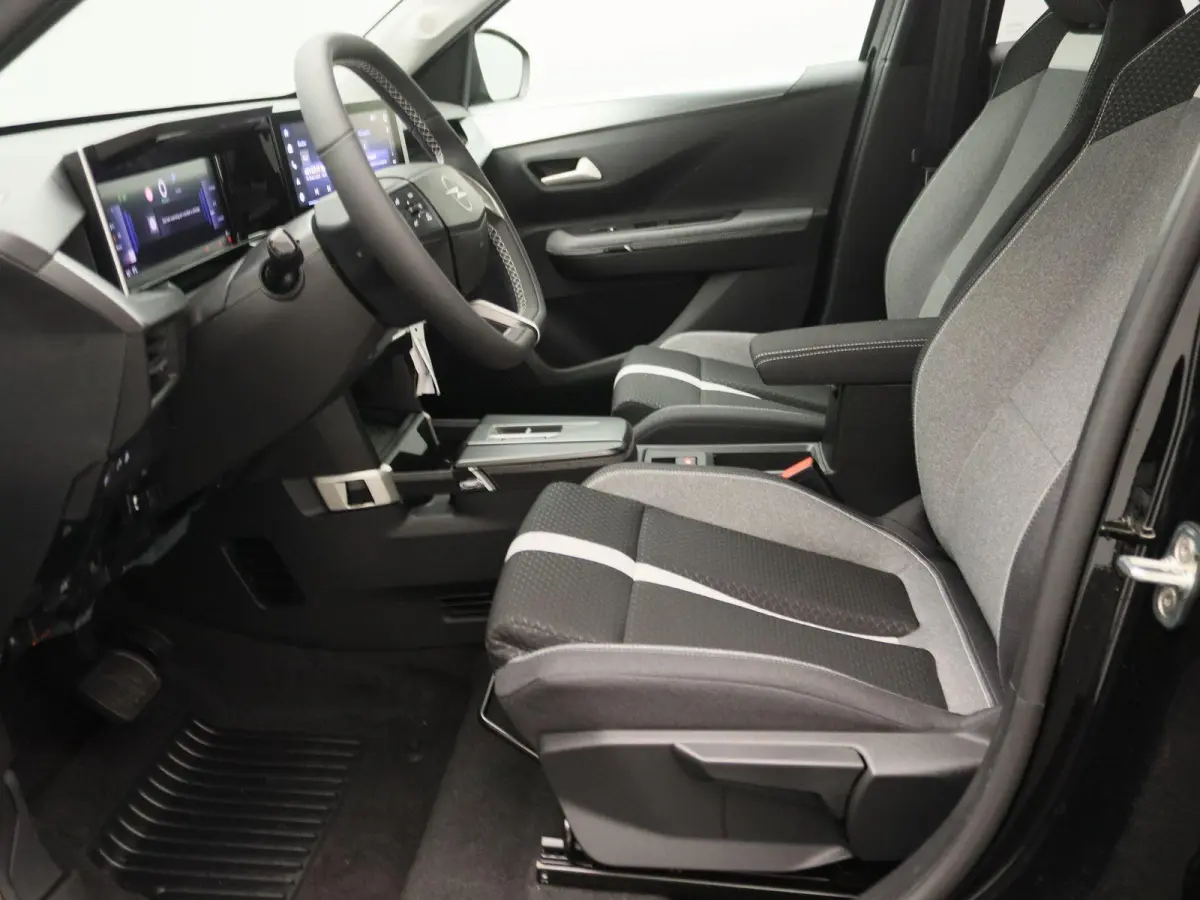 GS 44 kWh || Apple Carplay/Android Auto || Navigatie || Verwarmbare voorstoelen || Dakrails ||