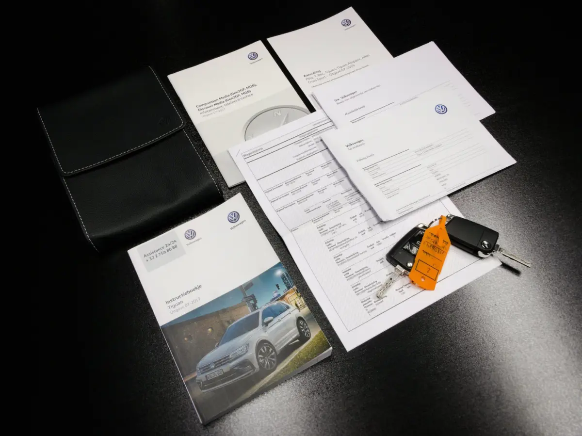 1.5 TSI ACT Highline Business R-Line (PANO, TREKHAAK, ADAPTIVE CRUISE, APPLE CARPLAY/ANDROID AUTO, 360 CAMERA)