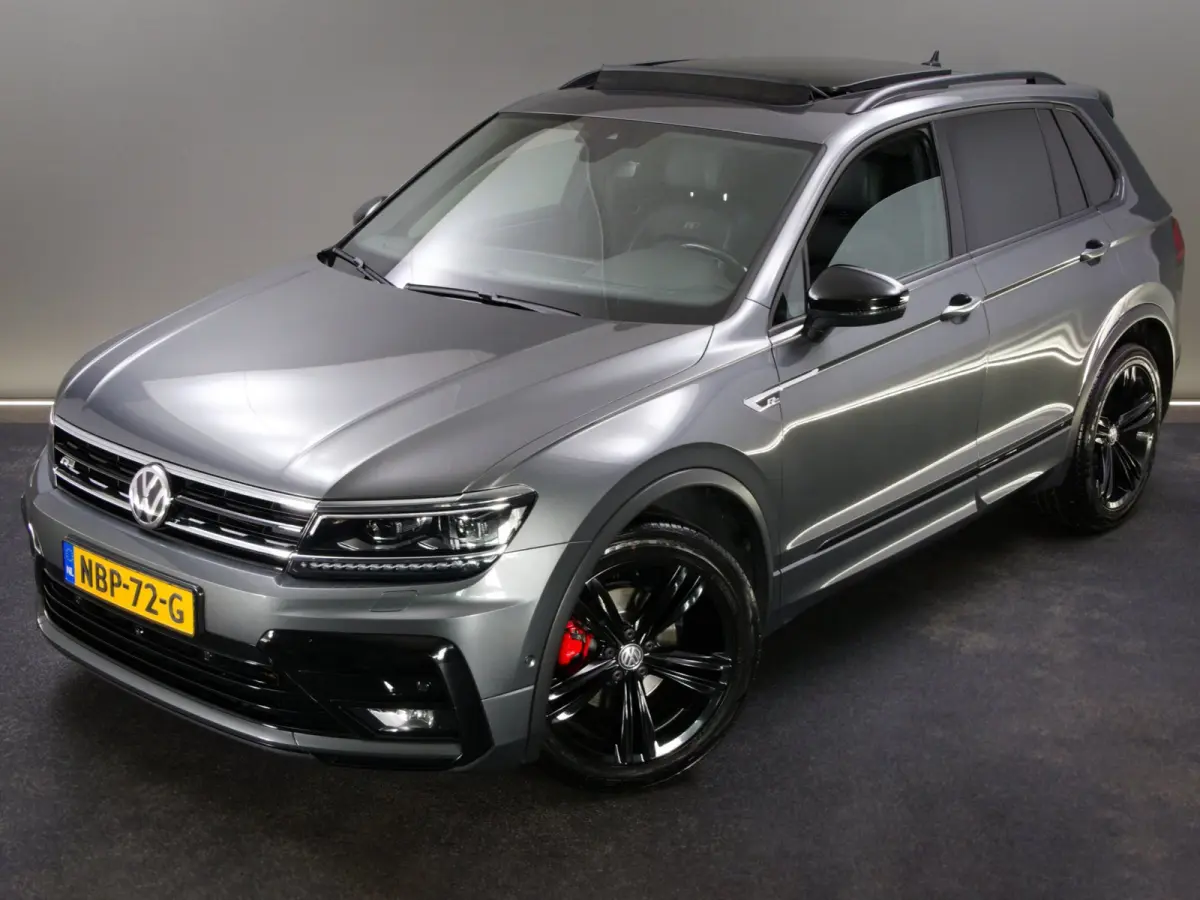 1.5 TSI ACT Highline Business R-Line (PANO, TREKHAAK, ADAPTIVE CRUISE, APPLE CARPLAY/ANDROID AUTO, 360 CAMERA)