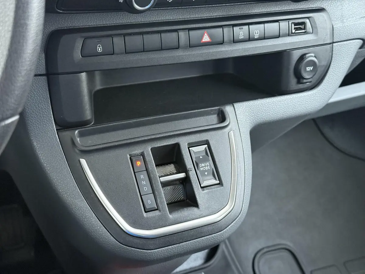 L2H1 75 kWh | 9 persoons | Cruise control