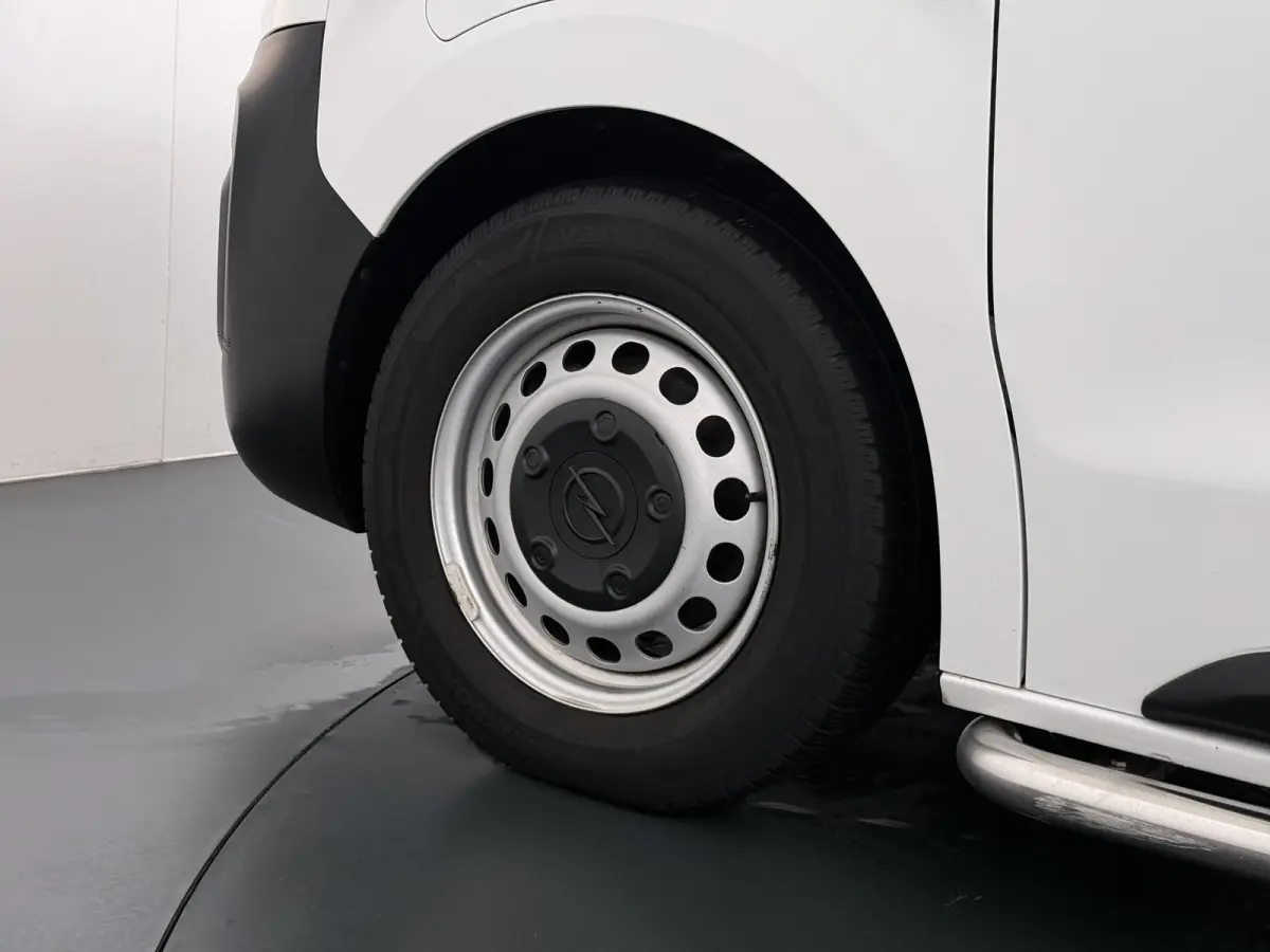 L2H1 75 kWh | 9 persoons | Cruise control