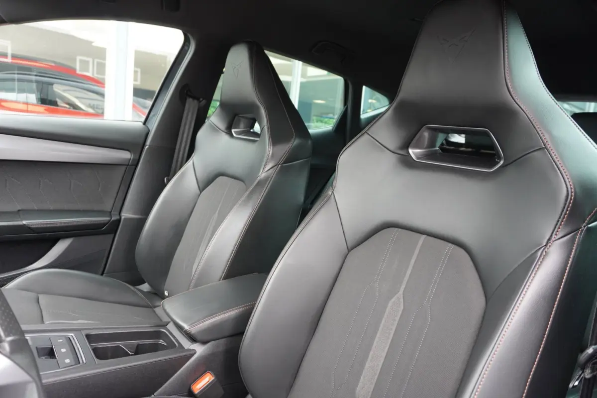 1.4 e-Hybrid VZ Performance Automaat | Carplay | Vol opties | Elek.pakket | Dealerauto | Inruil mogelijk