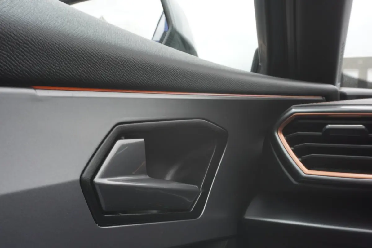 1.4 e-Hybrid VZ Performance Automaat | Carplay | Vol opties | Elek.pakket | Dealerauto | Inruil mogelijk