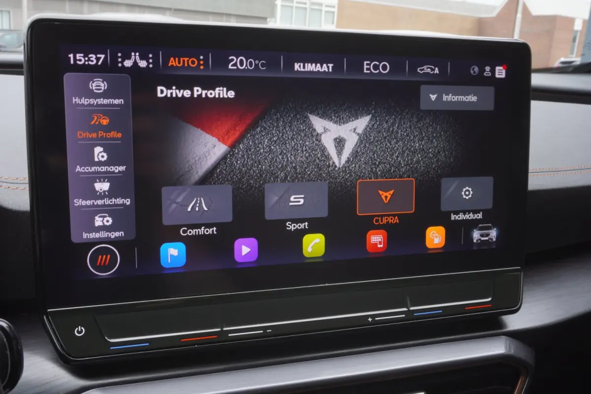 1.4 e-Hybrid VZ Performance Automaat | Carplay | Vol opties | Elek.pakket | Dealerauto | Inruil mogelijk