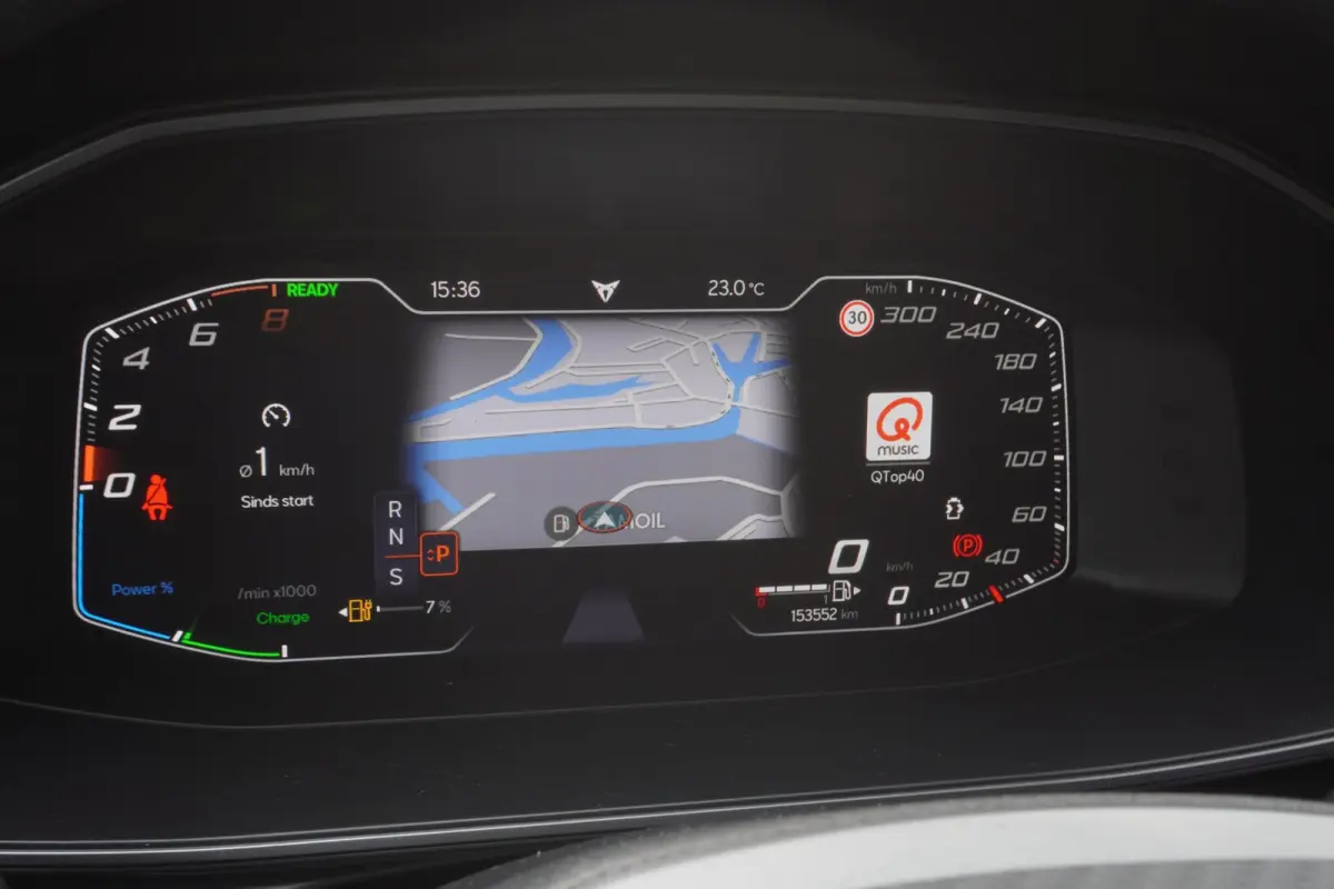 1.4 e-Hybrid VZ Performance Automaat | Carplay | Vol opties | Elek.pakket | Dealerauto | Inruil mogelijk