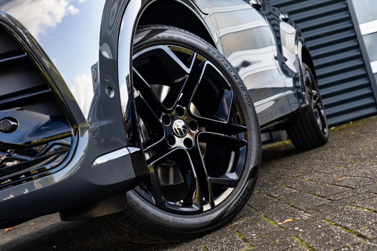 1.5 eHybrid 272pk R-Line Edition | 20" Velgen | Panoramadak
