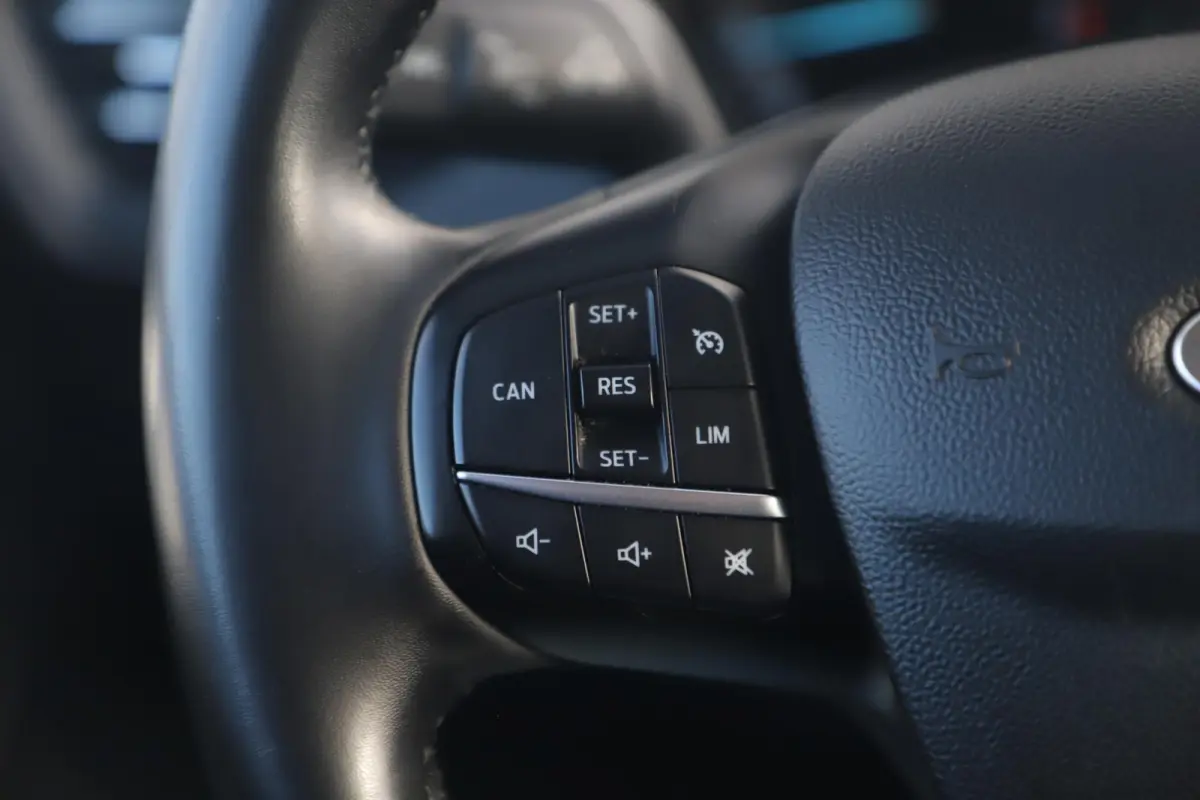 1.0 EcoBoost Hybrid Trend Edition Business 125PK Trekhaak Navigatie Achteruitrijcamera Virtual Cockpit Carplay Climate Cruise Control