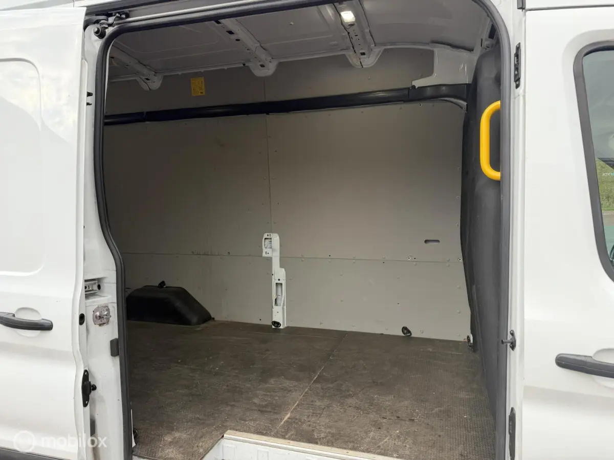 350 2.0 TDCI L4H3 Trend RWD Automaat Nap Ex Btw