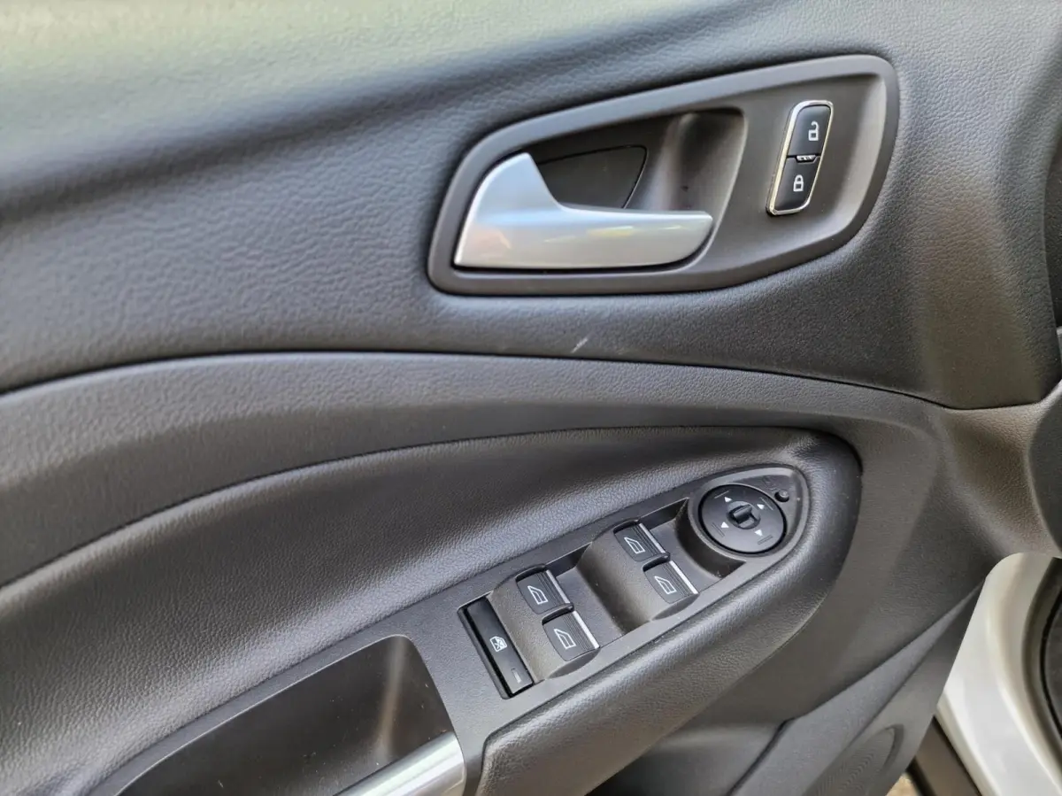 1.5 Titanium|150PK|Trekhaak|Navi|Clima|PDC|Cruise|89.991KM|NL-Auto|Nieuwe dist.riem bij aflevering!|