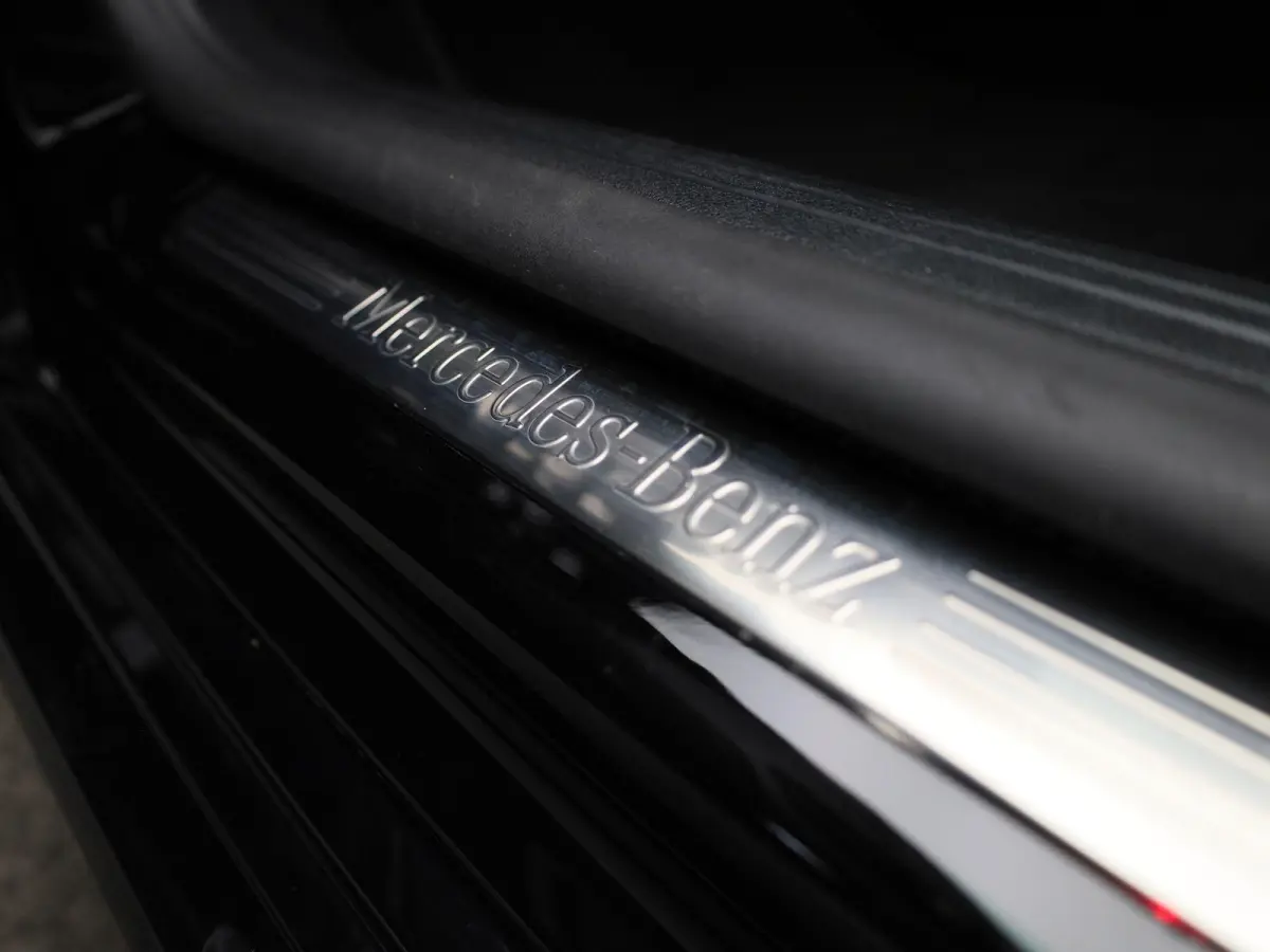 250 e Star Edition | ACC | Achteruitrijcamera | Stoelverwarming | Climate Control | Keyless |