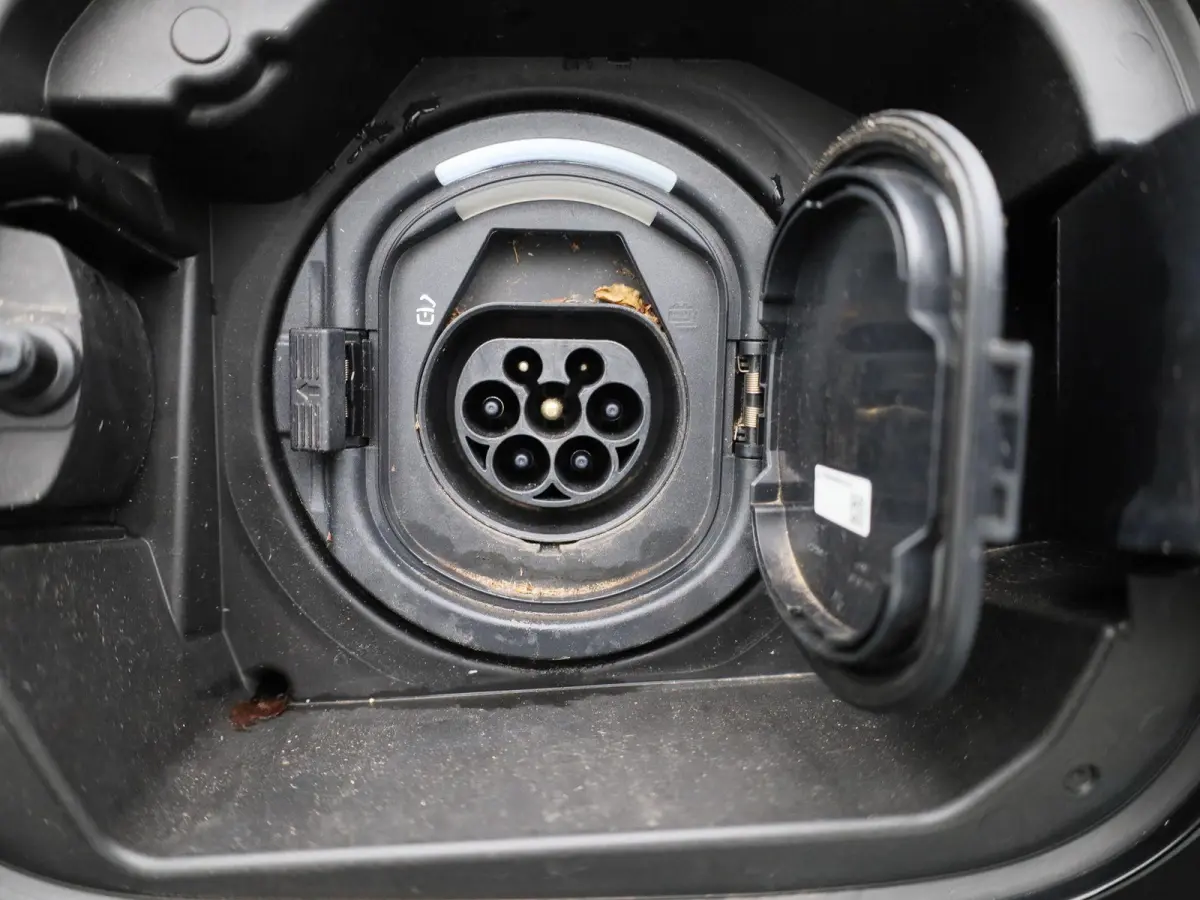 250 e Star Edition | ACC | Achteruitrijcamera | Stoelverwarming | Climate Control | Keyless |