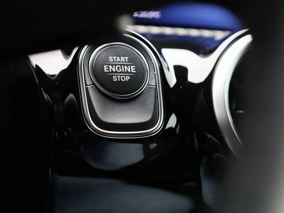 250 e Star Edition | ACC | Achteruitrijcamera | Stoelverwarming | Climate Control | Keyless |