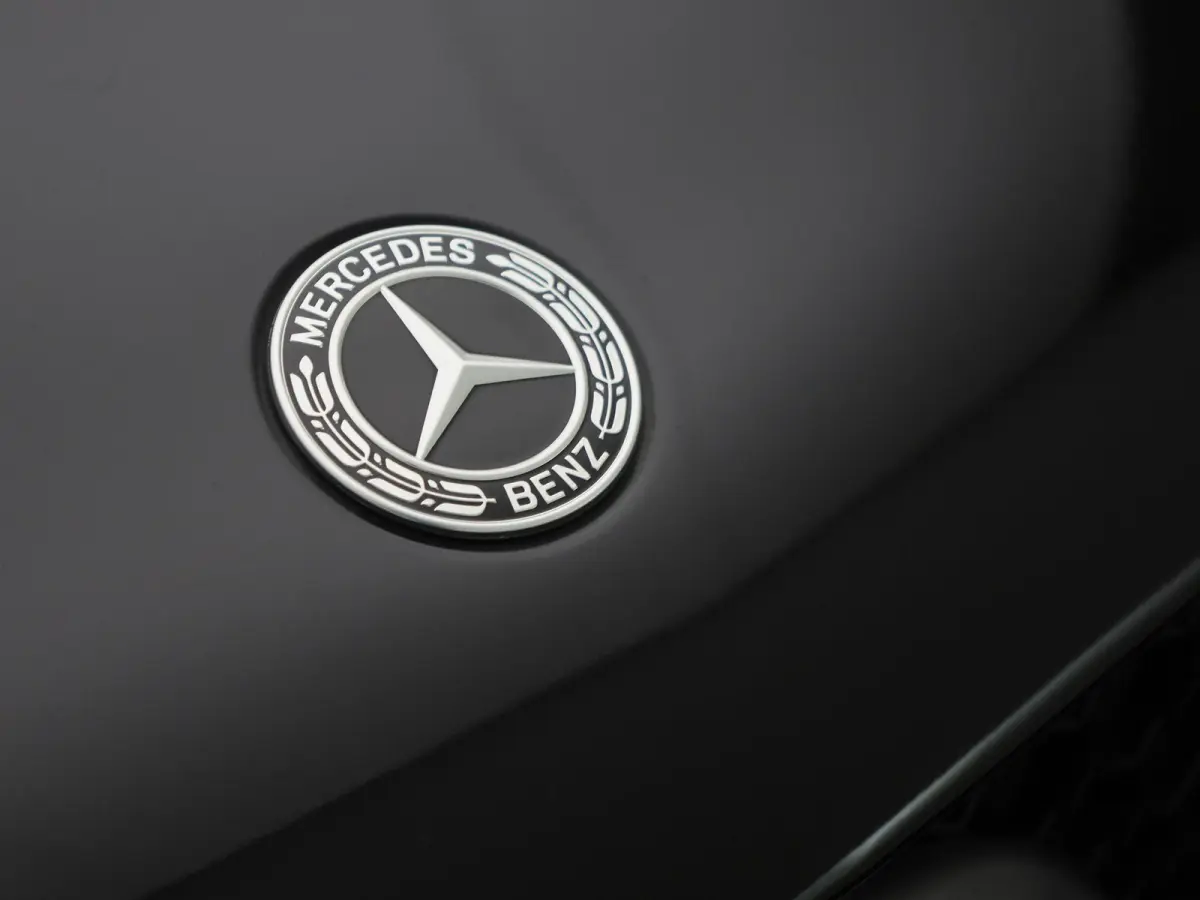 250 e Star Edition | ACC | Achteruitrijcamera | Stoelverwarming | Climate Control | Keyless |