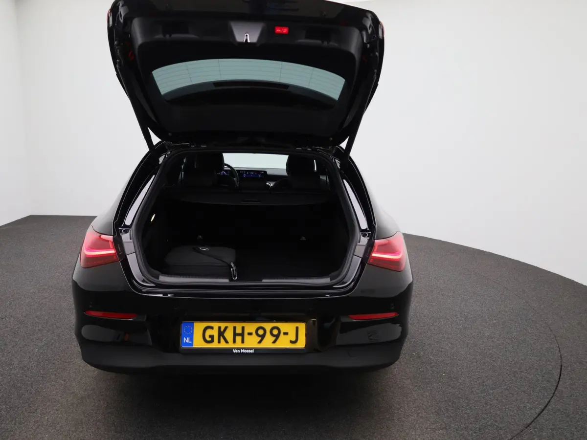 250 e Star Edition | ACC | Achteruitrijcamera | Stoelverwarming | Climate Control | Keyless |