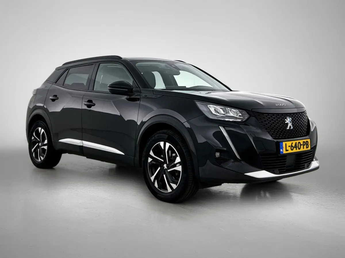 SUV EV Allure Pack 50 kWh 136pk | Accu 91% | Navigatie | Achteruitrijcamera | 3D Cockpit | Climate Control | Cruise Control | Parkeersensoren | Stoelverwarming | Keyless start | Bluetooth | 