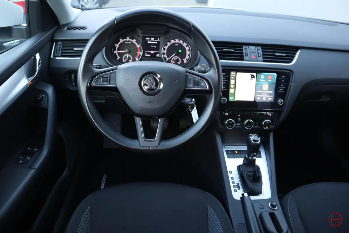 1.0 TSI DSG AUTOMAAT / Camera / CarPlay / Cruise
