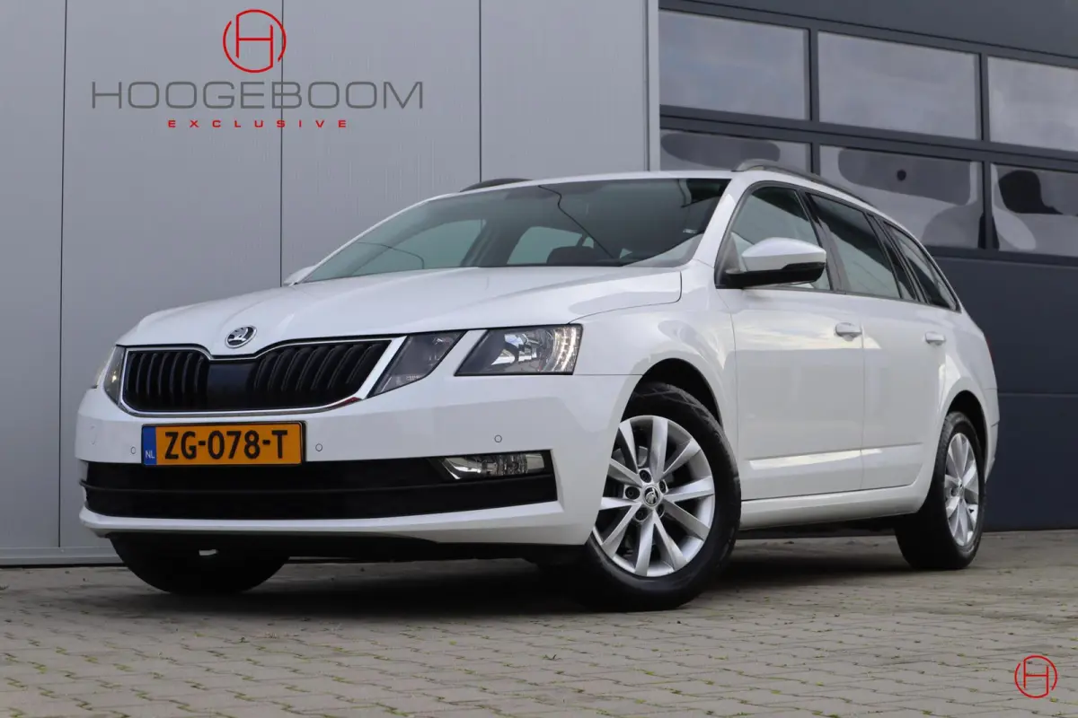 1.0 TSI DSG AUTOMAAT / Camera / CarPlay / Cruise