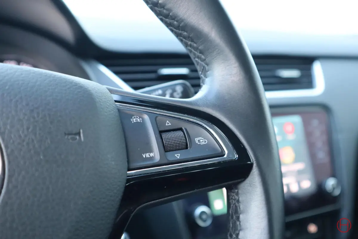 1.0 TSI DSG AUTOMAAT / Camera / CarPlay / Cruise