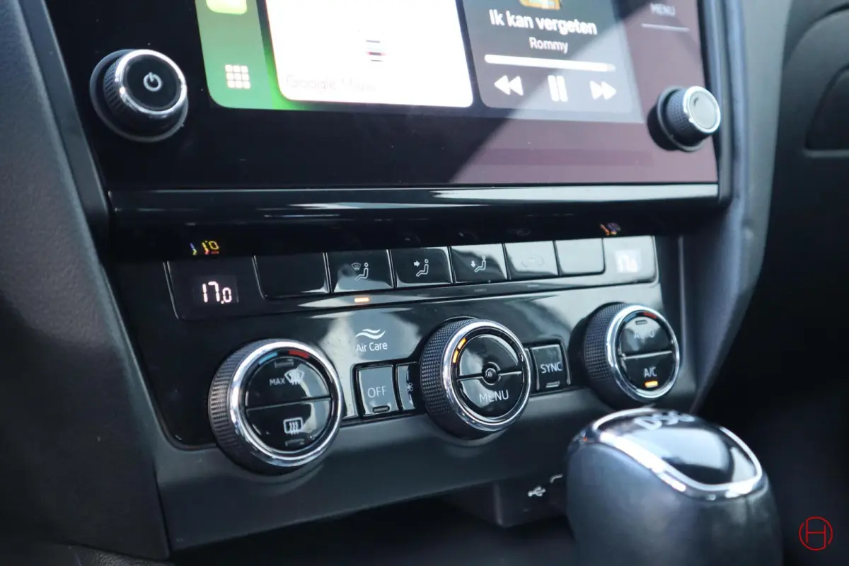 1.0 TSI DSG AUTOMAAT / Camera / CarPlay / Cruise
