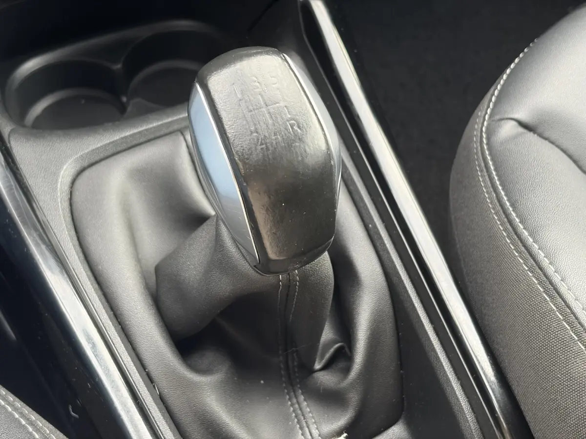 1.2 PureTech Allure ✓2e Eigenaar✓110pk✓D-riem vv in 03-2024✓Carplay✓Halfleder✓Navi✓Clima✓Cruise✓Lm velgen✓Pdc✓N.A.P✓Apk tot 04-2027