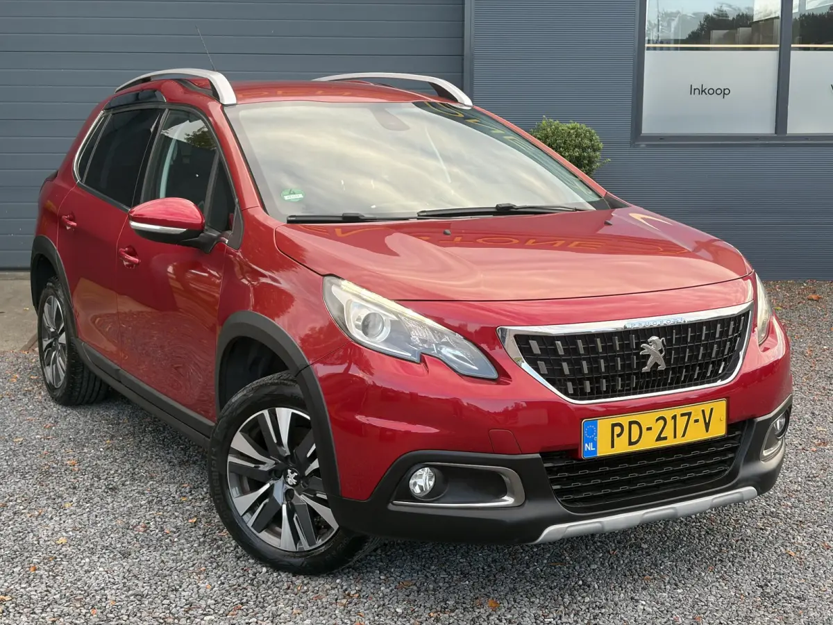 1.2 PureTech Allure ✓2e Eigenaar✓110pk✓D-riem vv in 03-2024✓Carplay✓Halfleder✓Navi✓Clima✓Cruise✓Lm velgen✓Pdc✓N.A.P✓Apk tot 04-2027