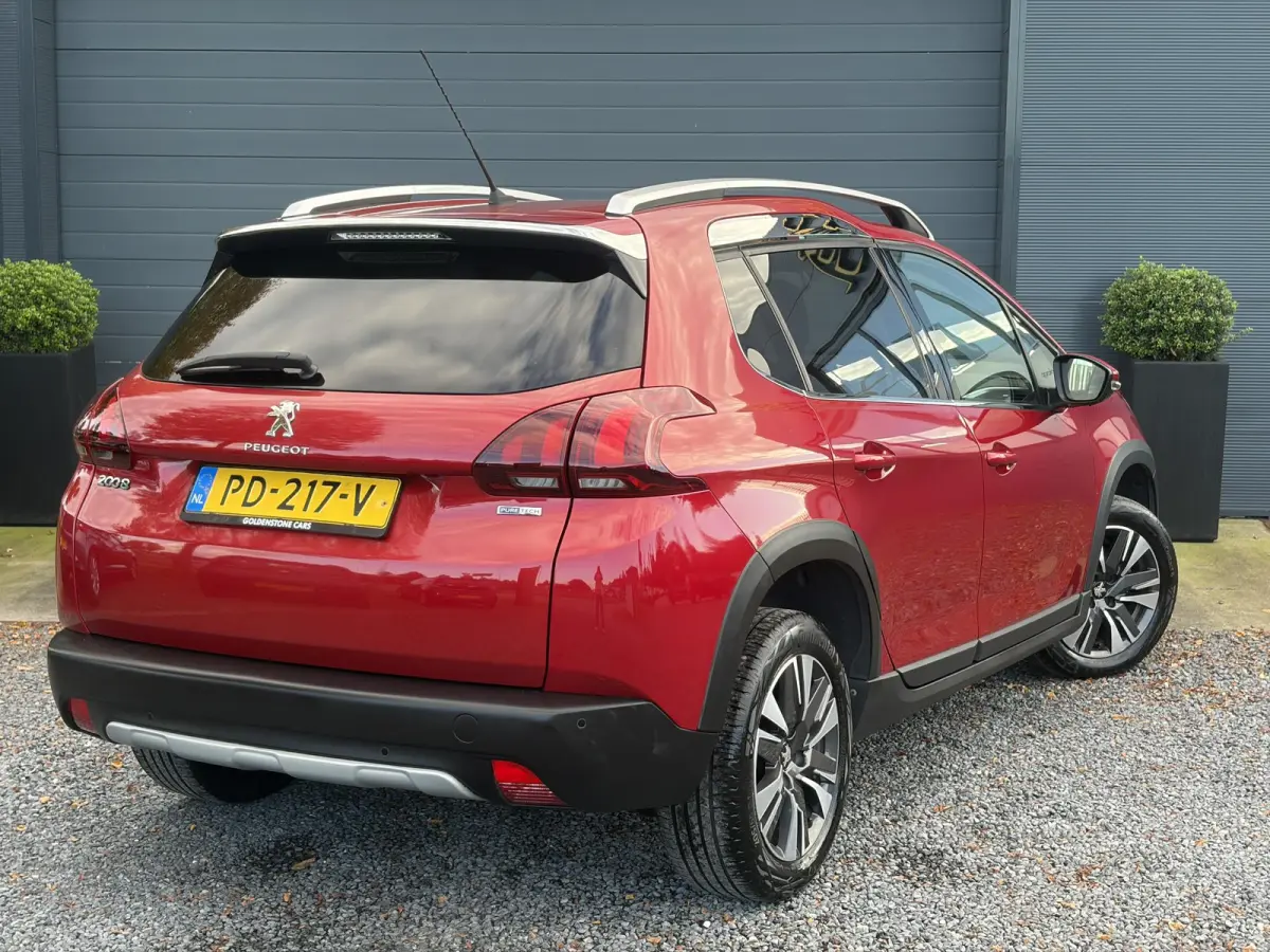1.2 PureTech Allure ✓2e Eigenaar✓110pk✓D-riem vv in 03-2024✓Carplay✓Halfleder✓Navi✓Clima✓Cruise✓Lm velgen✓Pdc✓N.A.P✓Apk tot 04-2027