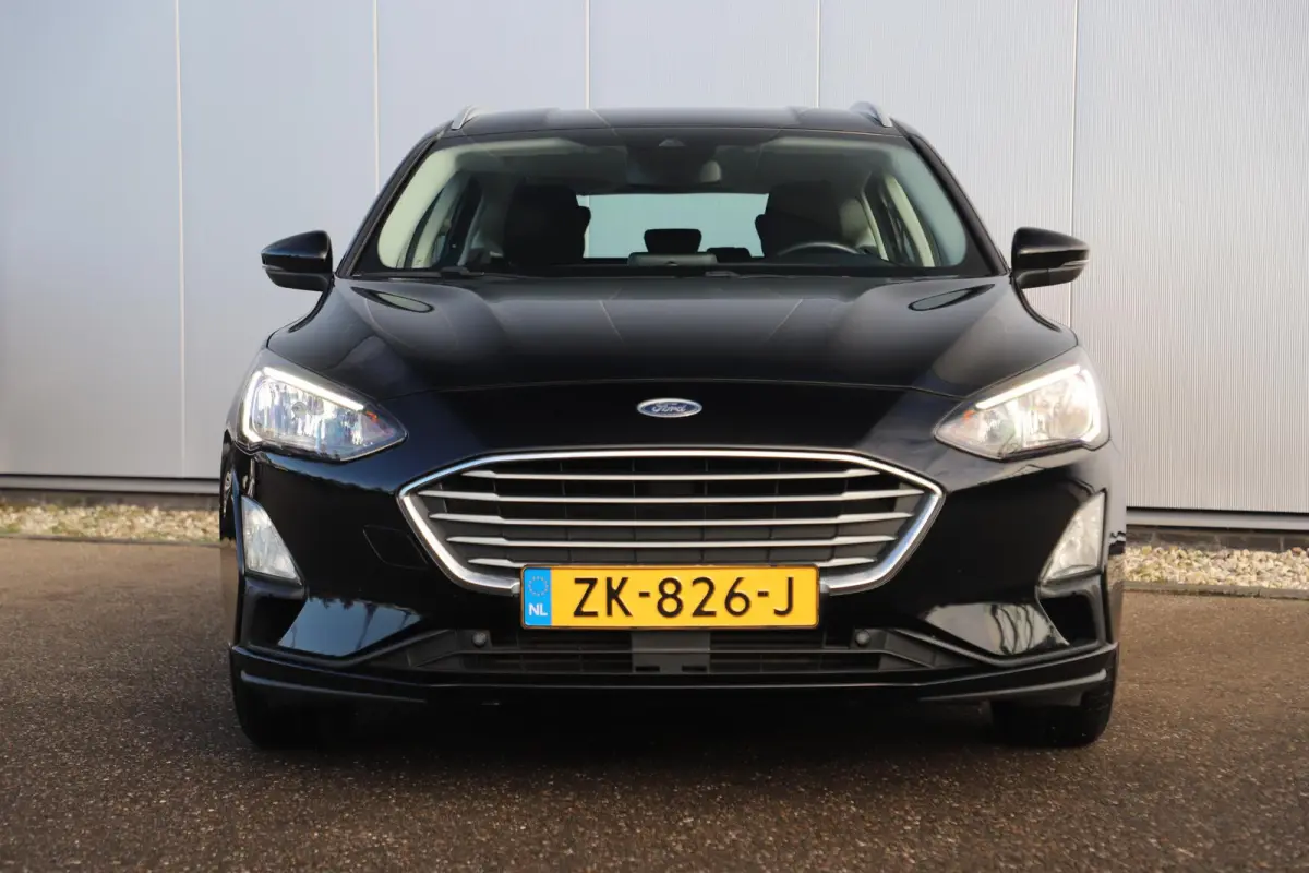 1.0 EcoBoost Trend Edition Business 101PK Trekhaak Navigatie LMV Navigatie Carplay Climate Cruise Control Parkeersensor