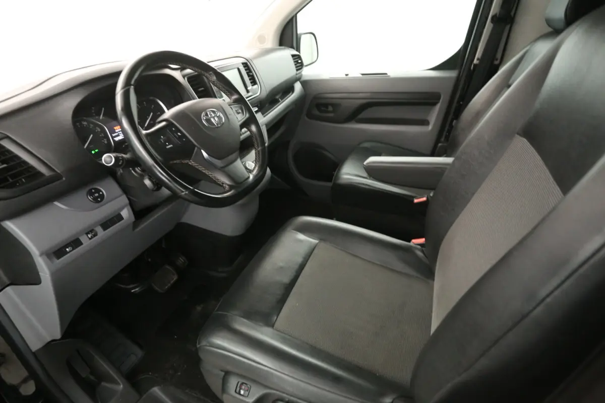 2.0D L2H1 177PK | Marge | Automaat | Clima | Camera | Carplay | Cruise | HUD | Trekhaak | 2xSchuifdeur