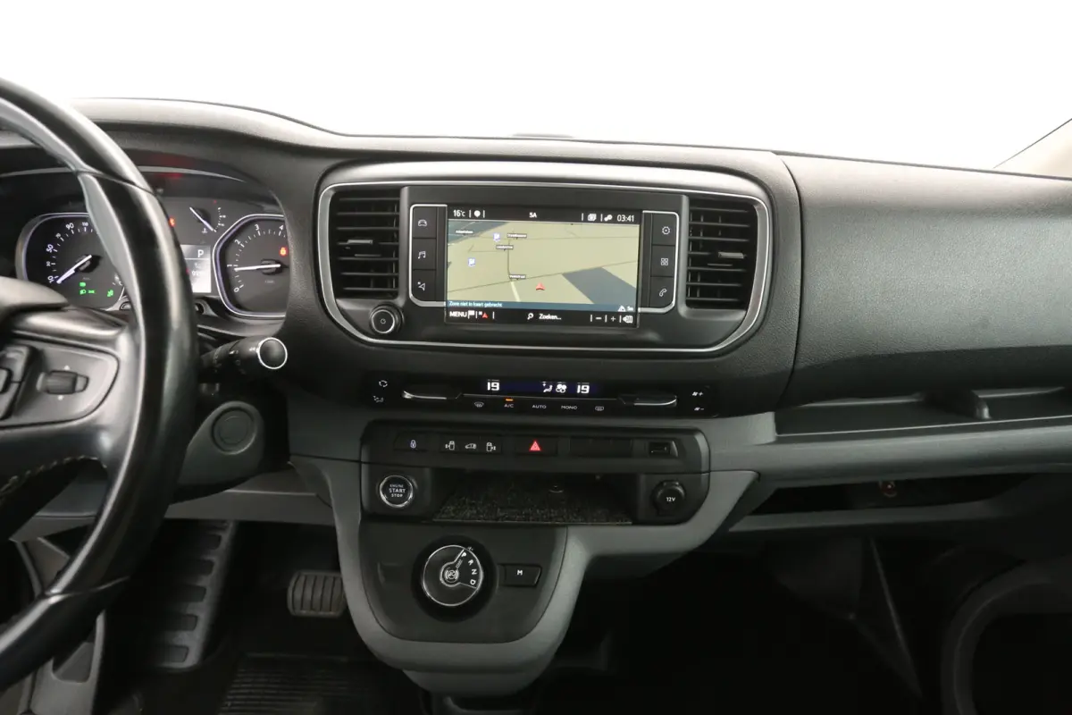 2.0D L2H1 177PK | Marge | Automaat | Clima | Camera | Carplay | Cruise | HUD | Trekhaak | 2xSchuifdeur