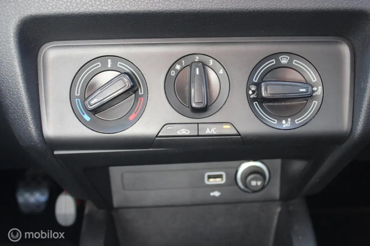 1.0 TSI Bsns Edition Airco/Cruise/Carplay