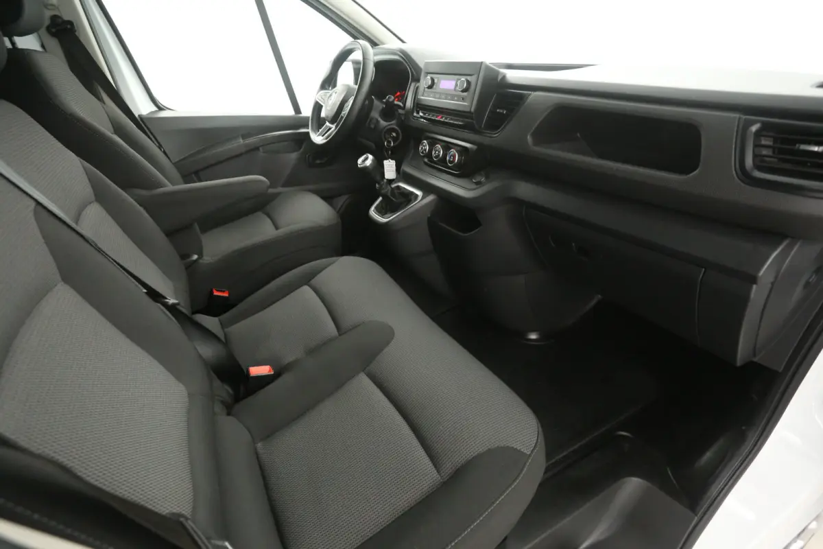 2.0 DCI L2H1 | Airco | Cruise | Camera | 3 Zits | Trekhaak | LED