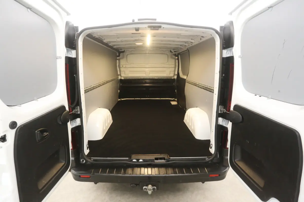 2.0 DCI L2H1 | Airco | Cruise | Camera | 3 Zits | Trekhaak | LED