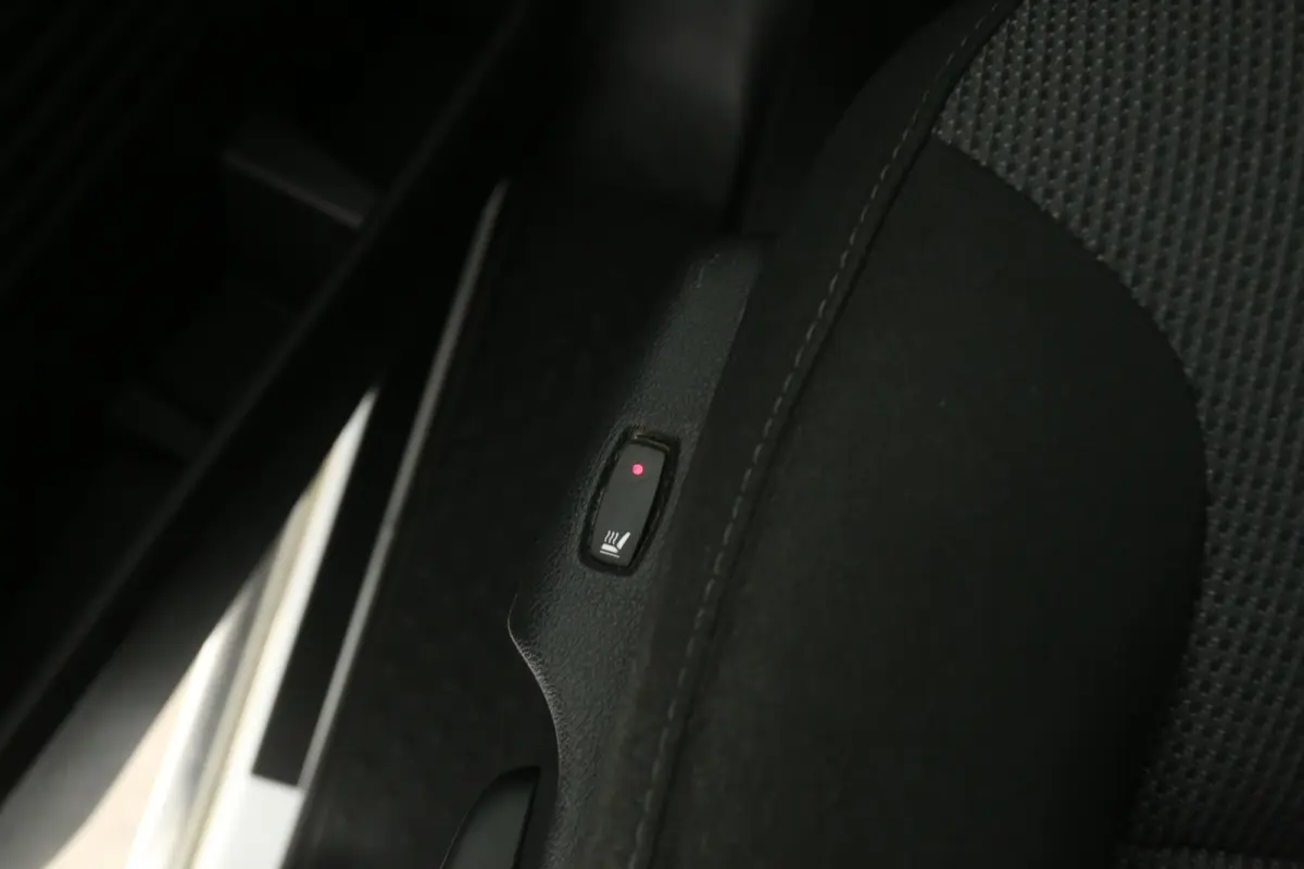2.0 DCI L2H1 | Airco | Cruise | Camera | 3 Zits | Trekhaak | LED