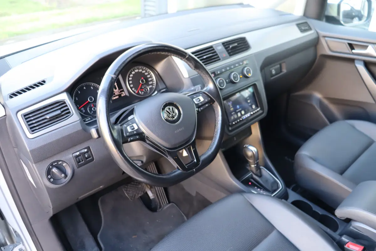 Maxi 1.4 TSI Trendline 7p , Carplay, Camera, Automaat, Trekhaak, Cruise Control, PDC A, Stoelverwarming, Prijs Is Rijklaar Inclusief 6 Maanden Garantie