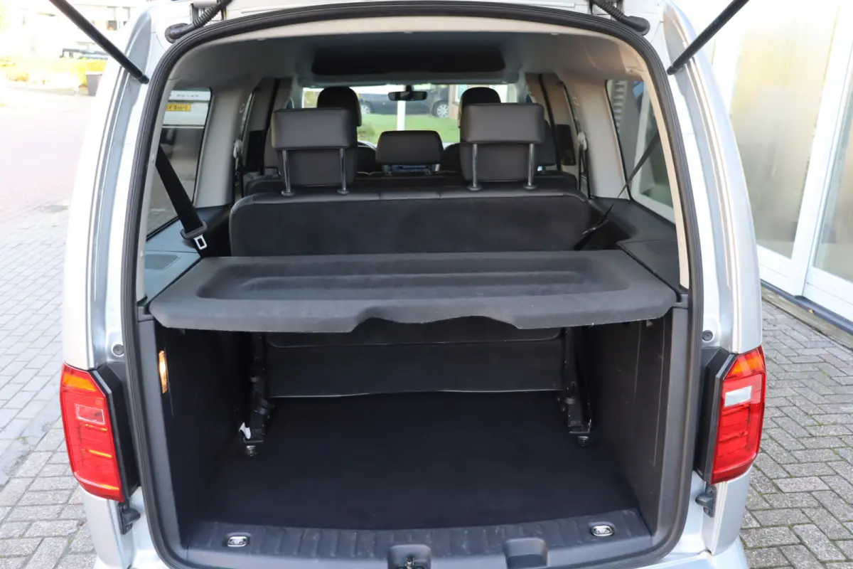 Maxi 1.4 TSI Trendline 7p , Carplay, Camera, Automaat, Trekhaak, Cruise Control, PDC A, Stoelverwarming, Prijs Is Rijklaar Inclusief 6 Maanden Garantie