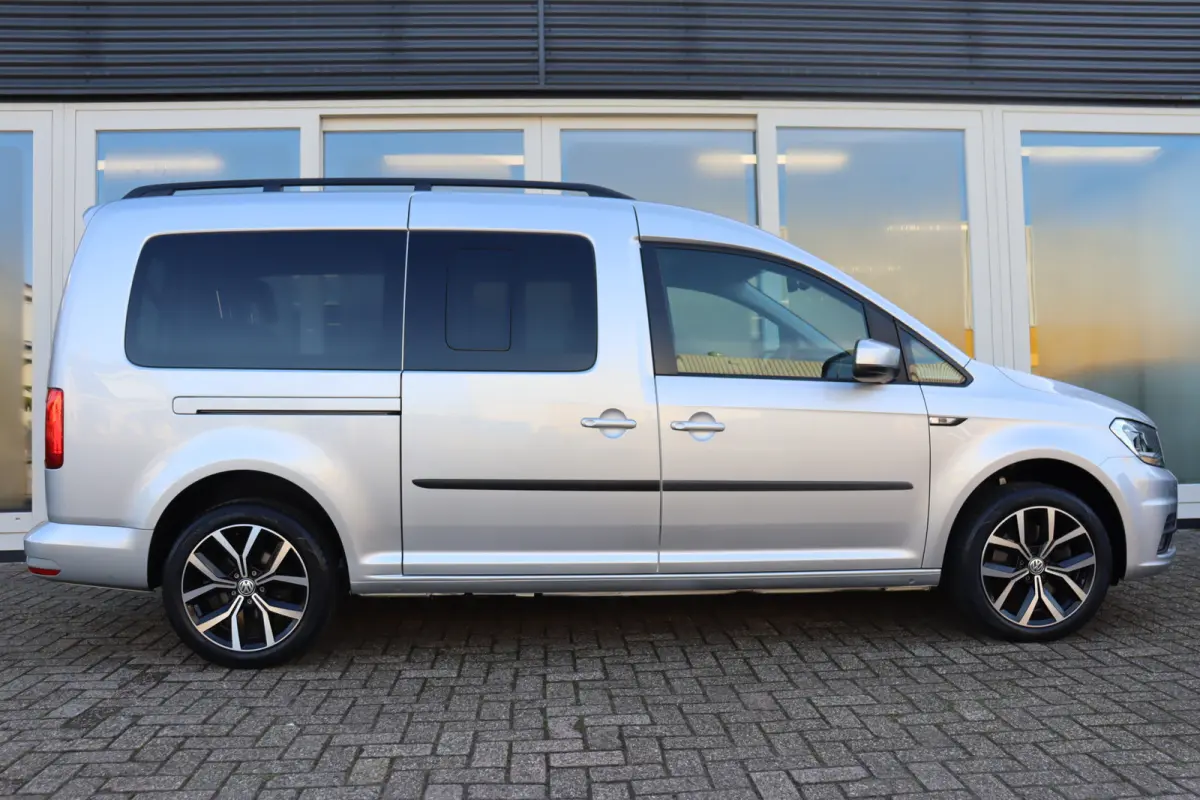 Maxi 1.4 TSI Trendline 7p , Carplay, Camera, Automaat, Trekhaak, Cruise Control, PDC A, Stoelverwarming, Prijs Is Rijklaar Inclusief 6 Maanden Garantie