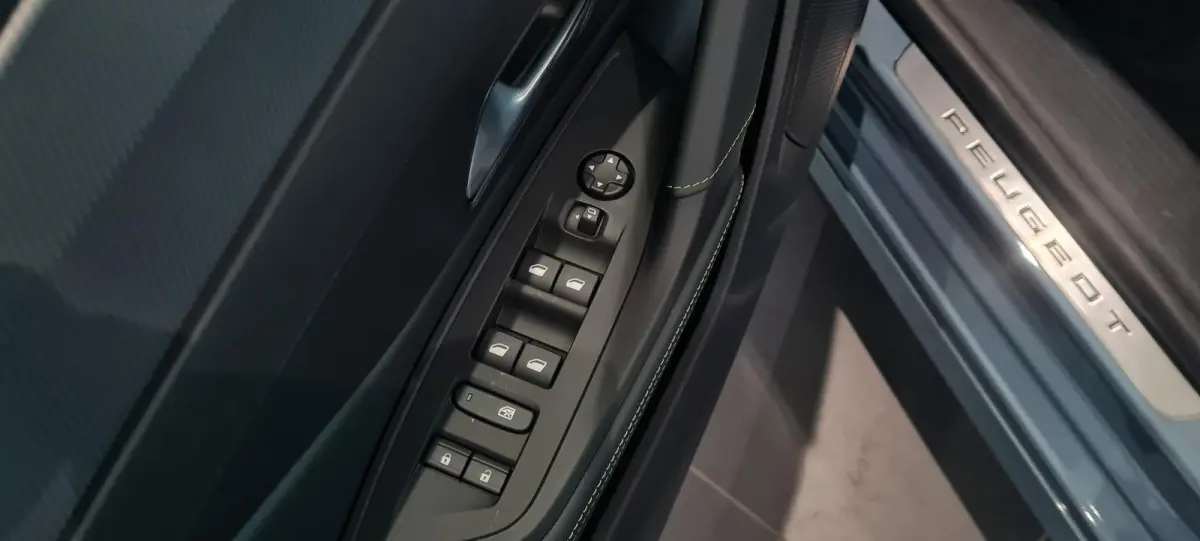 1.6 Plug-in Hybrid 195 GT | APPLE CARPLAY & ANDROID AUTO | 360 CAMERA | PANORAMA DAK |