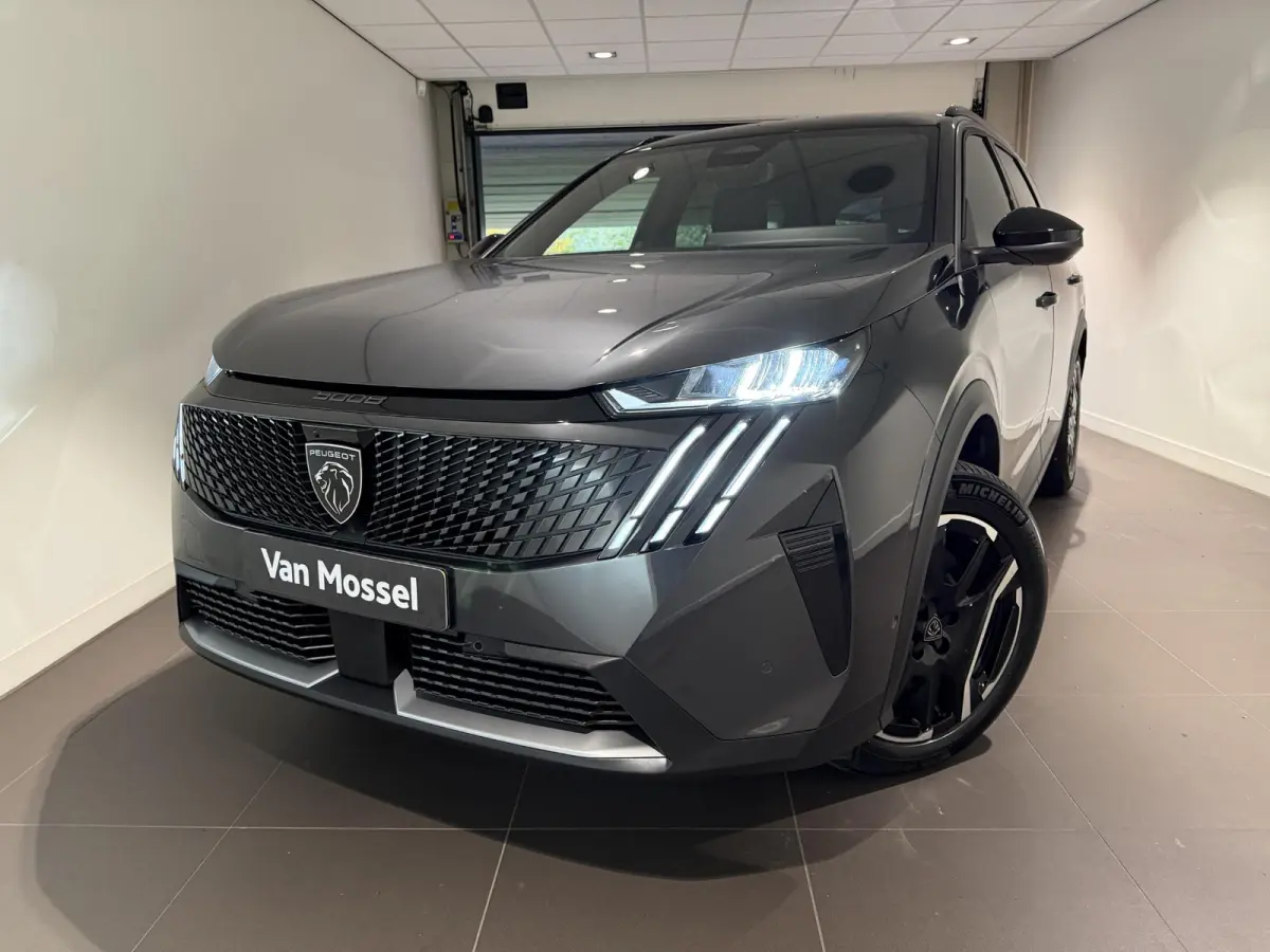 1.6 Plug-in Hybrid 195 Allure 7p | 360-Camera | Stoel- en Stuurverwarming | Dodehoekdetectie | Navigatie |