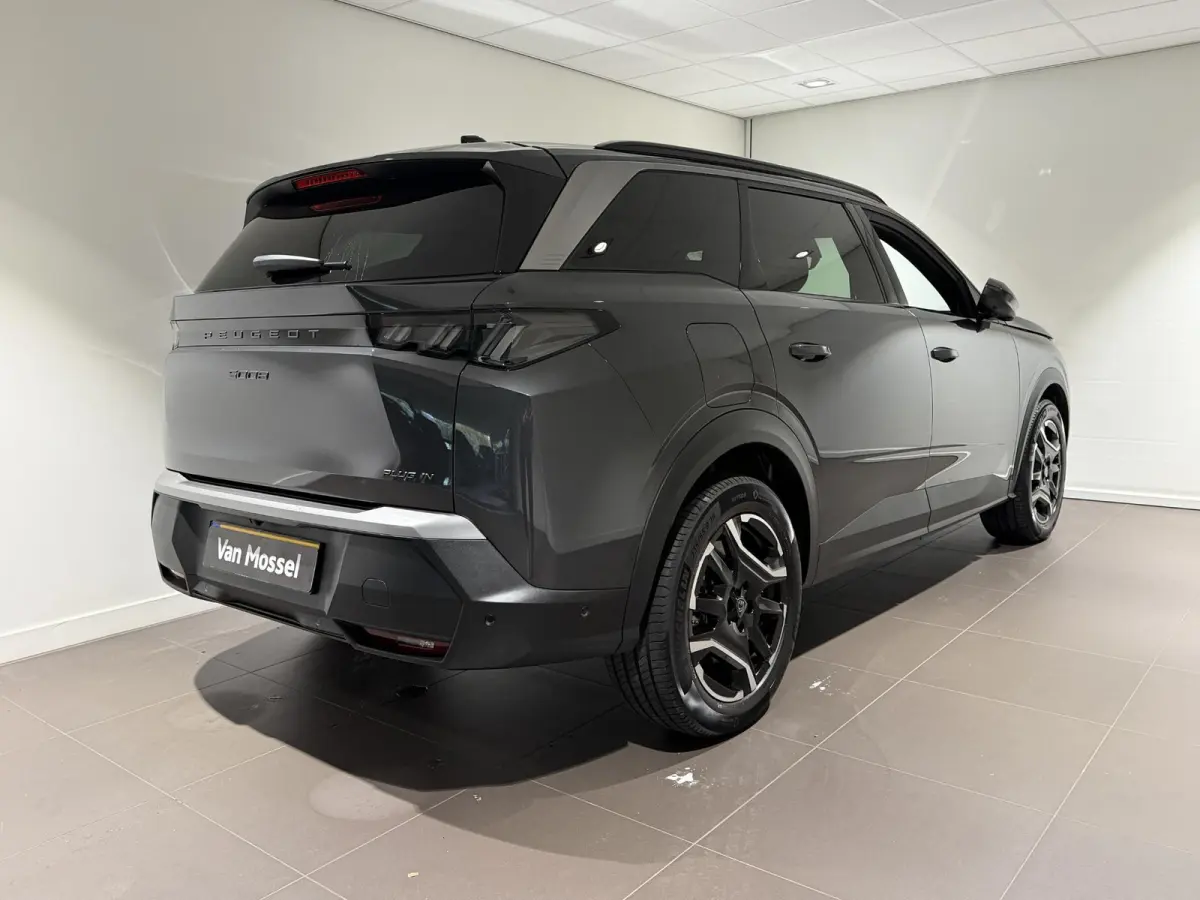 1.6 Plug-in Hybrid 195 Allure 7p | 360-Camera | Stoel- en Stuurverwarming | Dodehoekdetectie | Navigatie |