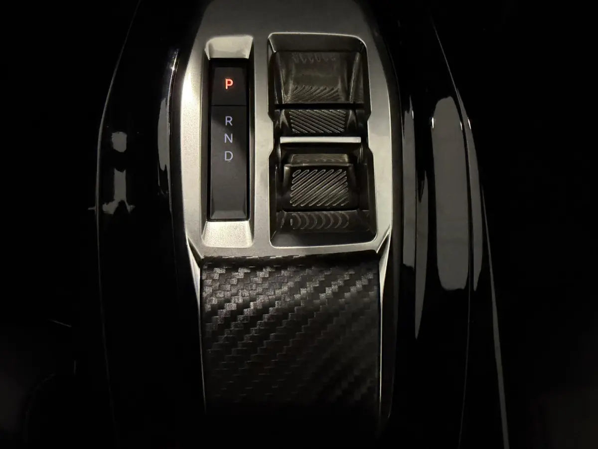 1.2 Hybrid 145 Allure | 360-Camera | Dodehoekdetectie | Navigatie | Digitale Cockpit |