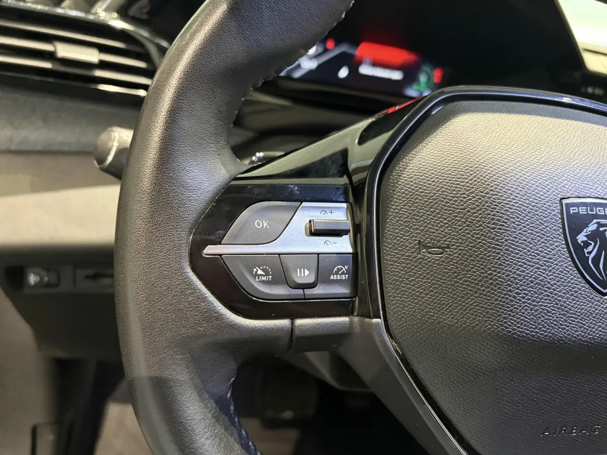 1.2 PureTech Allure Pack Business | Camera | Navigatie | Climate control